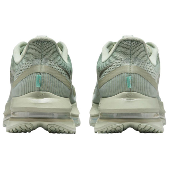 Nike Pegasus Premium